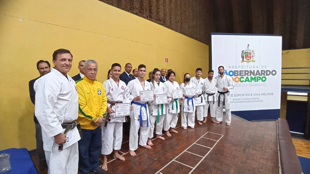 Programa de Capacitação Técnica para Formação de Instrutores de Karatê￼