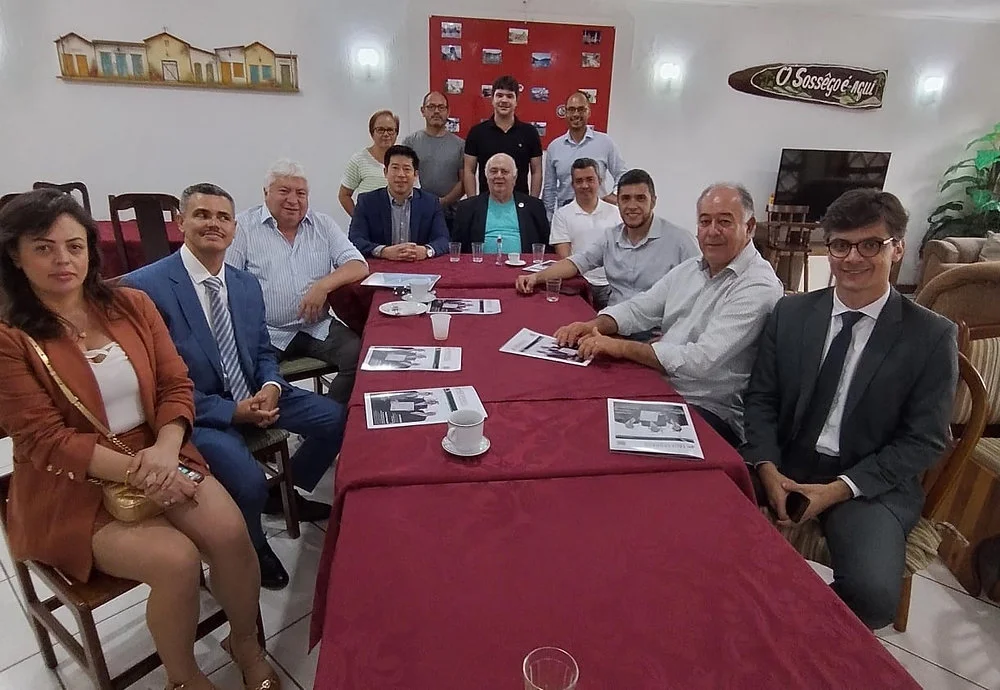 O Presidente da Fadesp Brasil, Dr. Hermes Barbosa e o Vice-presidente, Dr. Thomas Law, conduzem debate bem-sucedido sobre: “União e Novos Desafios na Advocacia”